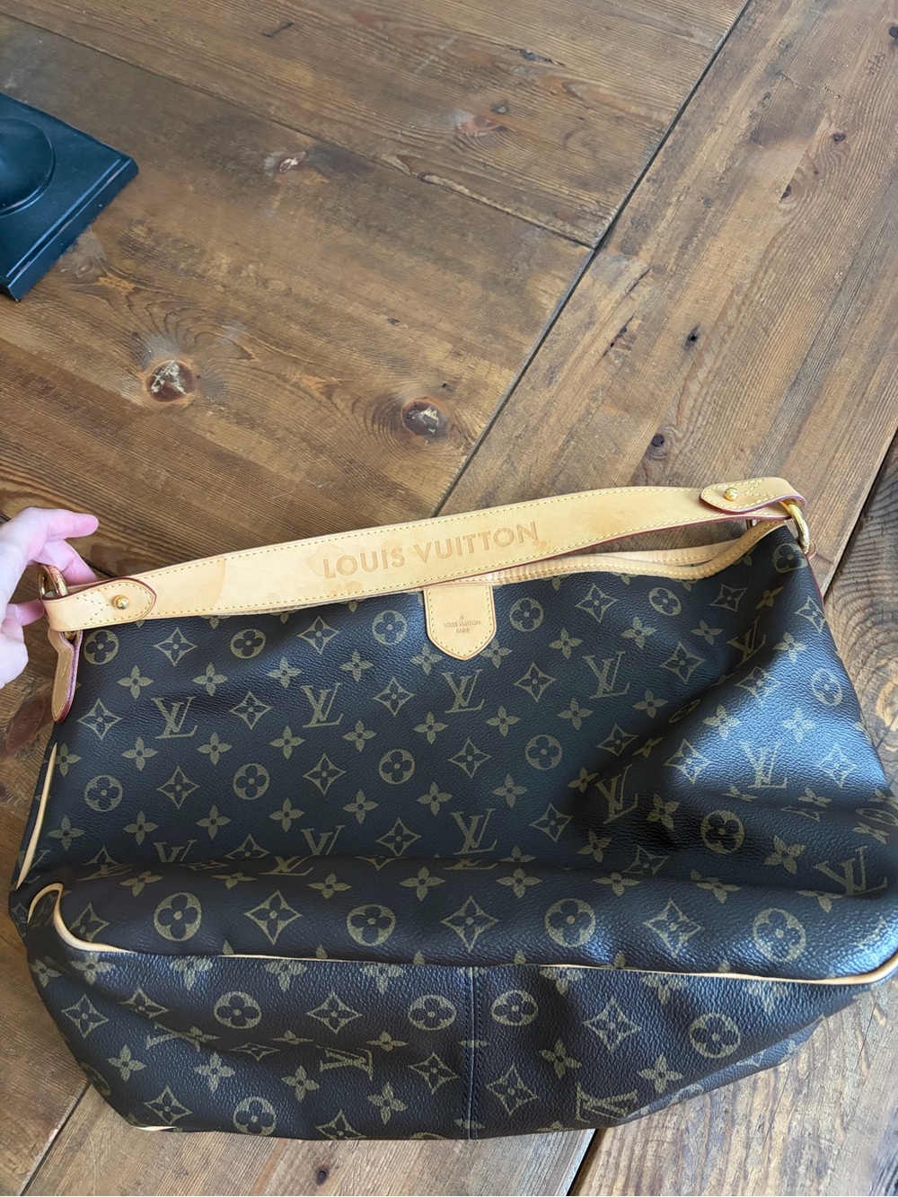 Louis Vuitton Monogram Canvas Shoulder Bag with Natural Vachetta Trim